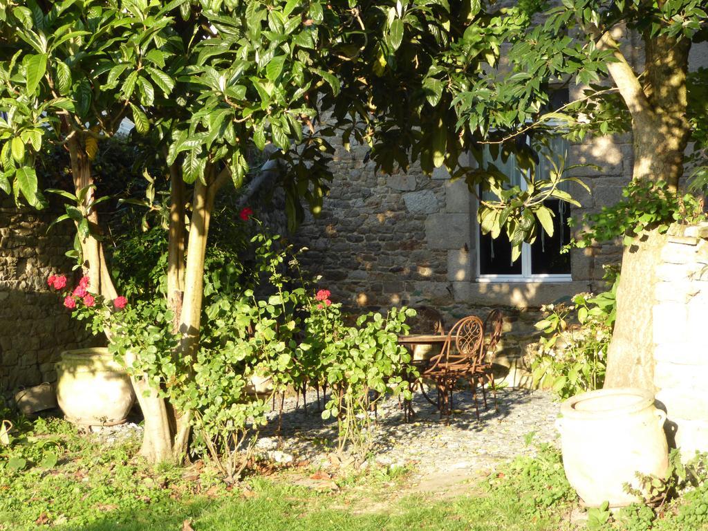 Appartement Des Remparts Dinan Exterior photo